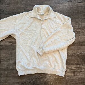 Aritzia boyfriend airy crew size S